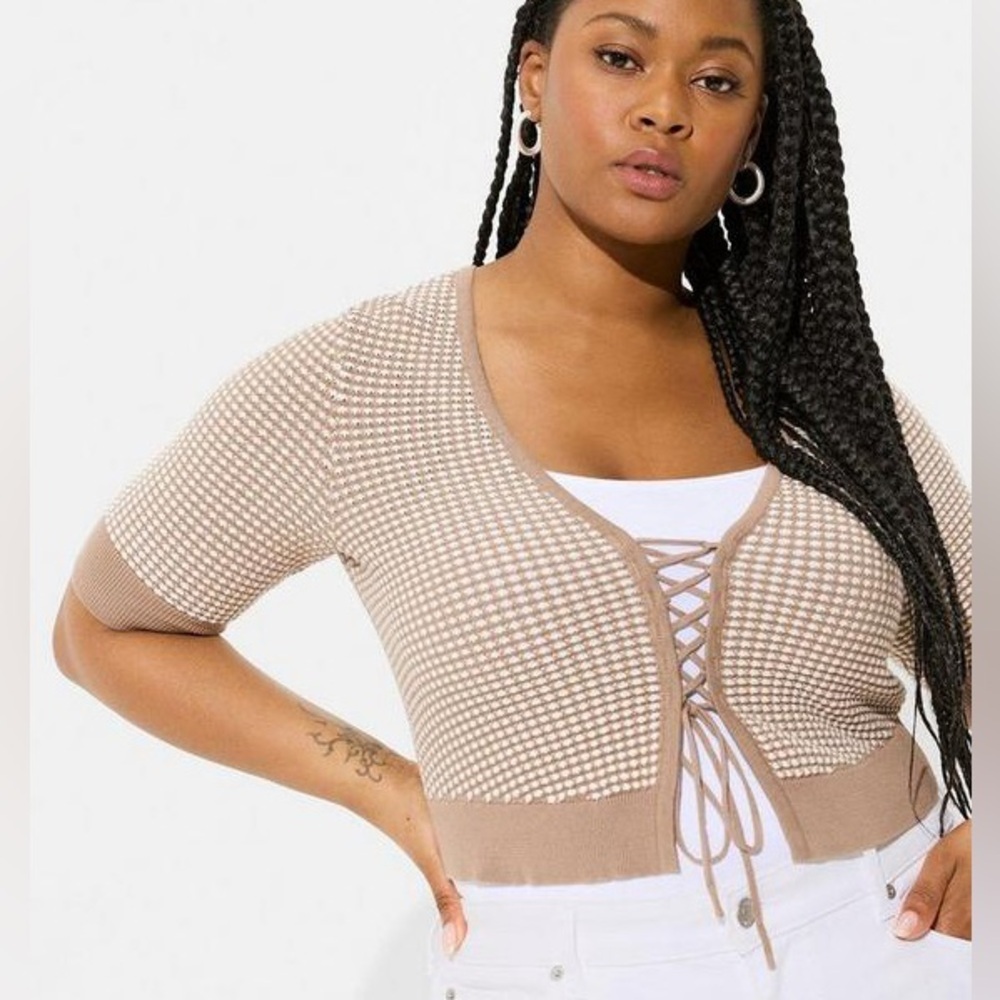 Torrid New Size 2X Taupe Tan Fitted V Neck Cropped Lace‎ Up Shrug Sweater